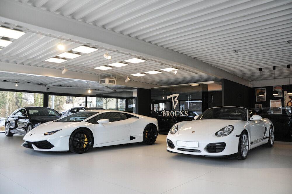 showroom-image-main