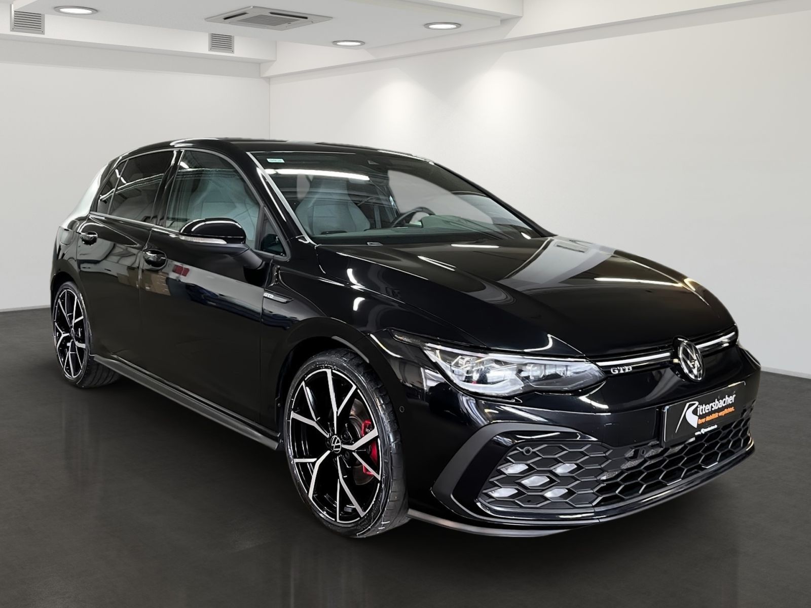 Volkswagen Golf VIII GTD DSG BlackStyke Premium DCC Navi IQ foto 3