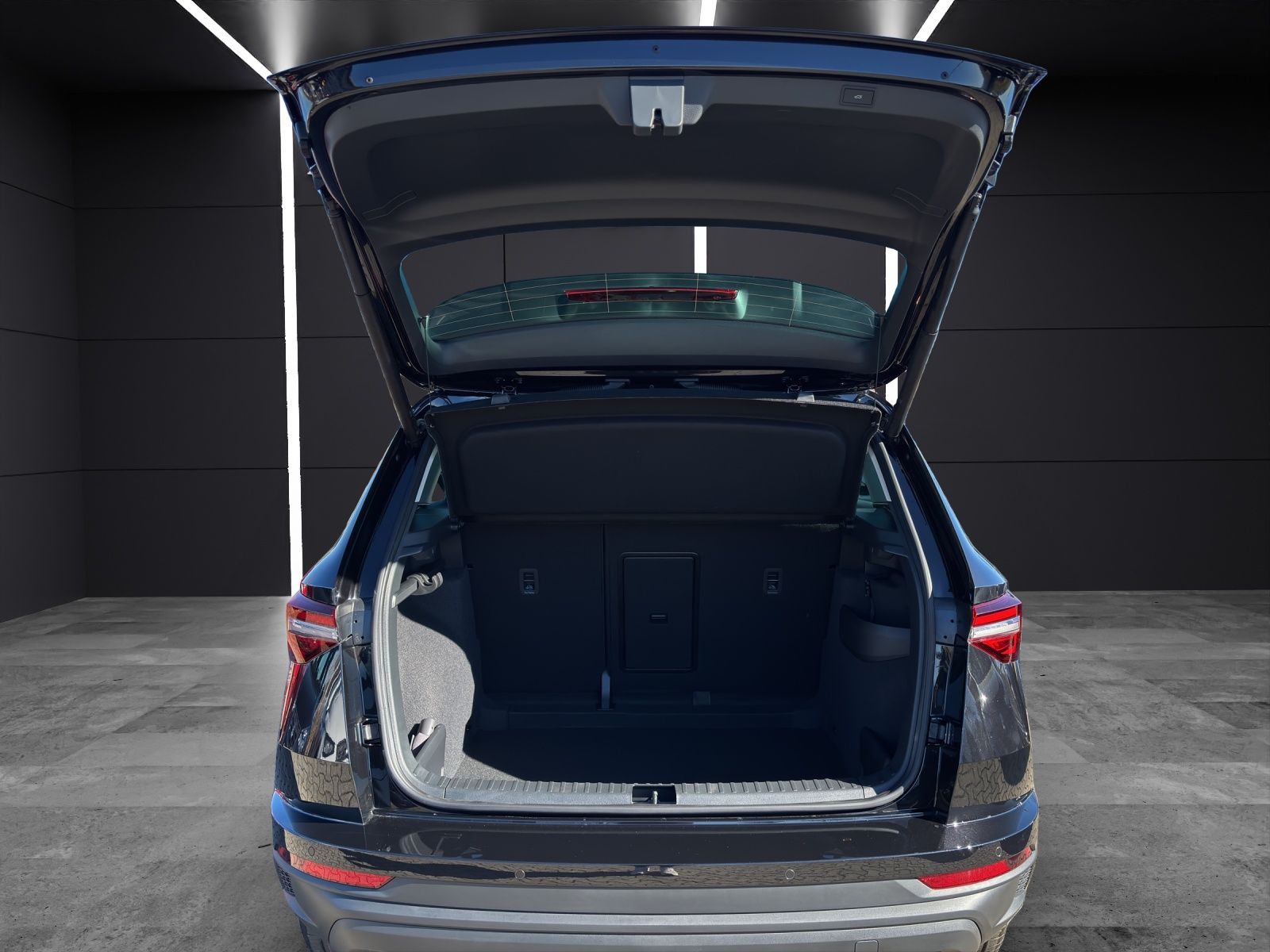 Fahrzeugabbildung SKODA Karoq Balance 1.5 TSI DSG AHZ LED RFK SH ACC Cli