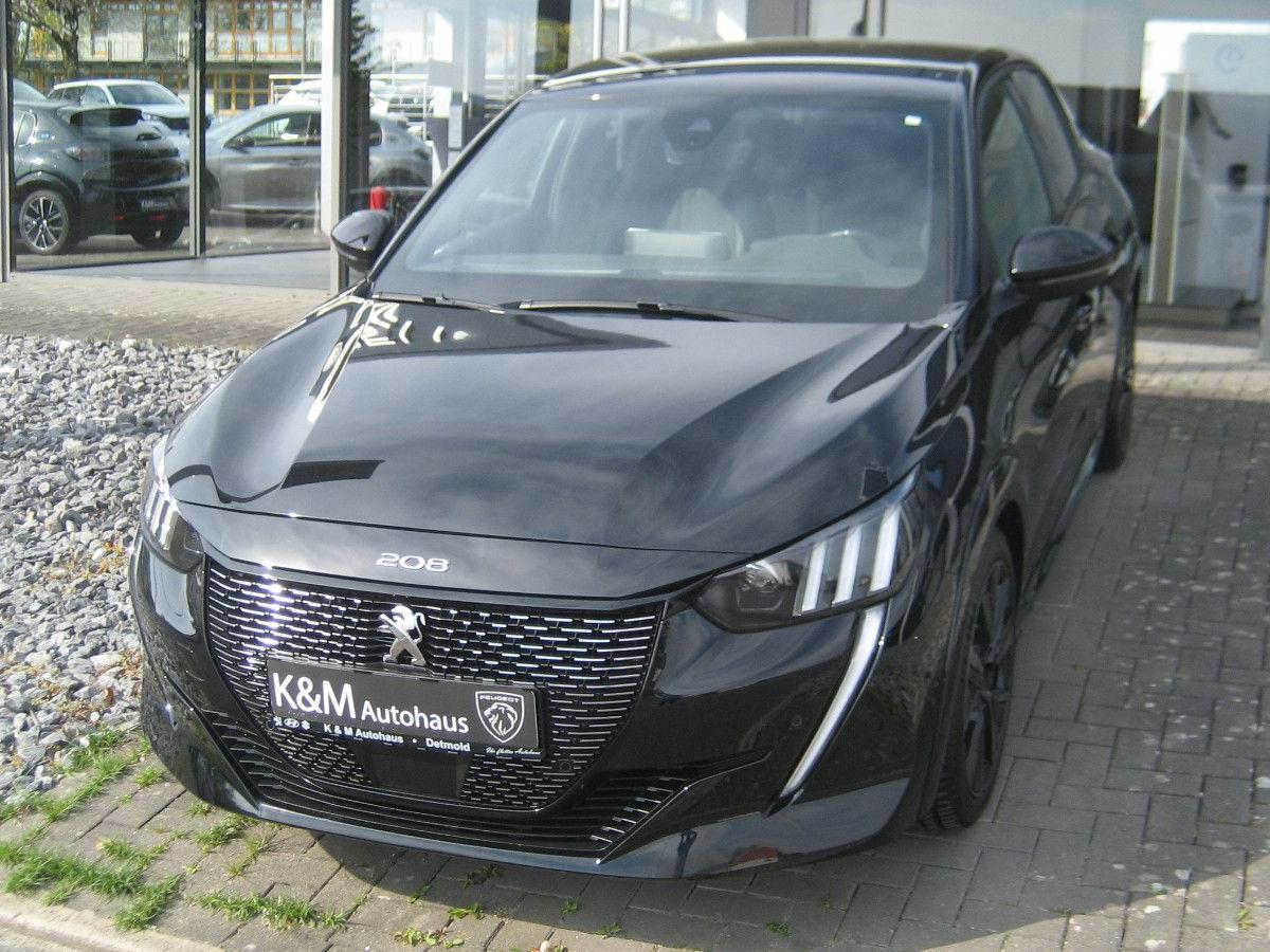 Peugeot 208 GT / NAVI / SITZHEIZUNG / PDC