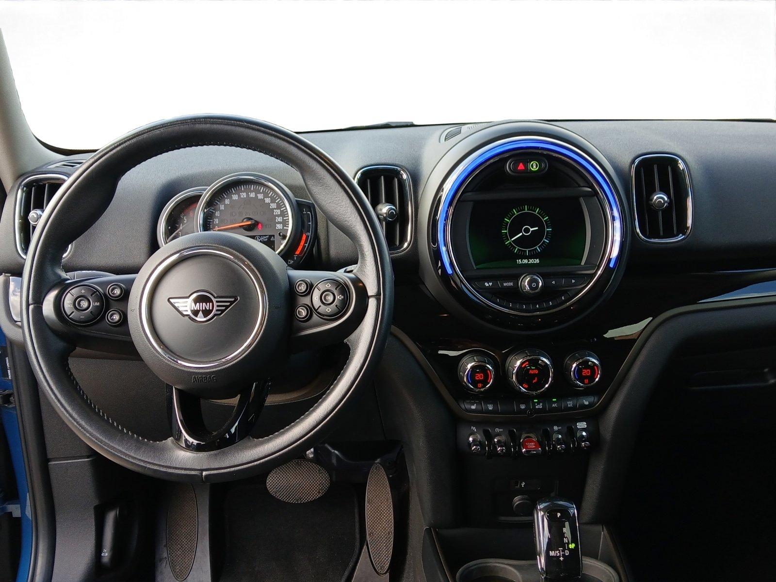 MINI Cooper D Countryman KeyLess+Navi+SHZ+2xKlima+ACC