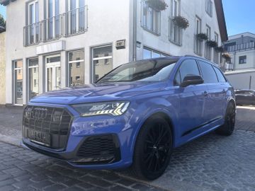 Audi Q7 - 1
