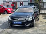 Volkswagen Passat  Highline 2.0 D *Voll*BiXenonHU 08/26*eu5 - gebrauchte VW Passat Variant aus dem Jahr 2013