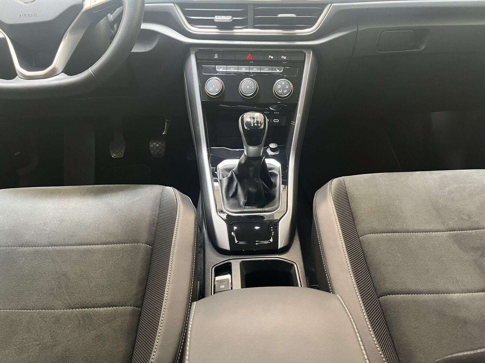 Volkswagen Golf T-Roc 1.0 TSI Style OPF ACC CarPlay Navi, миниатюра 12