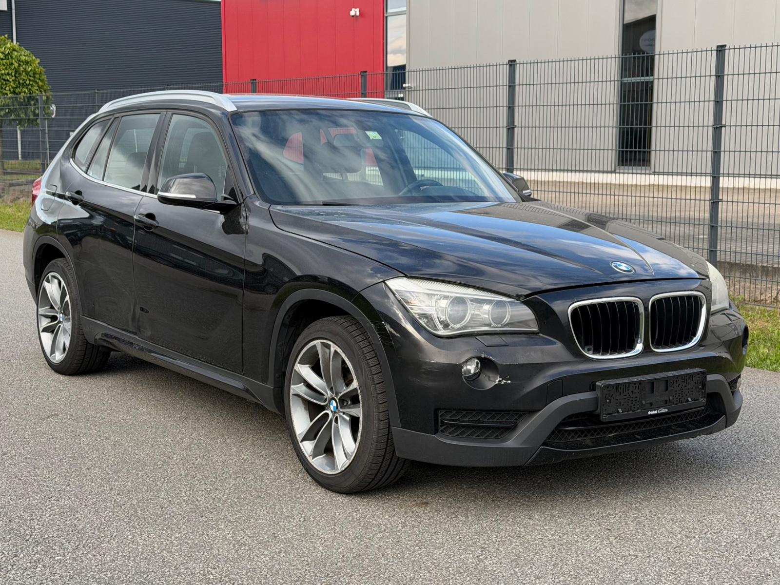 BMW X1 20i Automatik Sportline Xenon Leder Navi