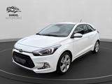 Hyundai i20 Coupe Style\Navi/Kamera/Sitzheizung\Lenkradh - Hyundai i20: Weiß