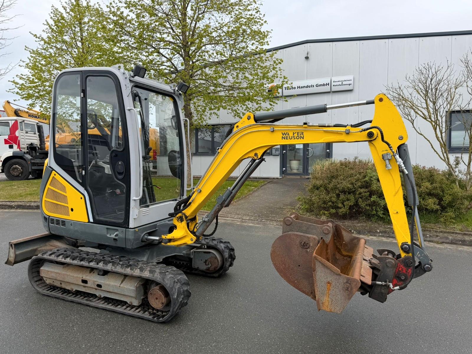 Wacker Neuson ET24 inkl.2x Löffel !!!