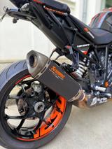 KTM 1290 Super Duke R - KTM DUKE