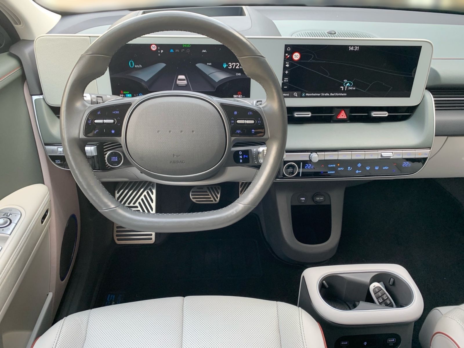 Fahrzeugabbildung Hyundai IONIQ 5 Uniq 72,6 kWh AHK Relax 20 Zoll