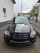Mercedes-Benz ML 300 CDI 4MATIC BlueEFFICIENCY - - gebrauchte Mercedes-Benz ML 300 aus dem Jahr 2010