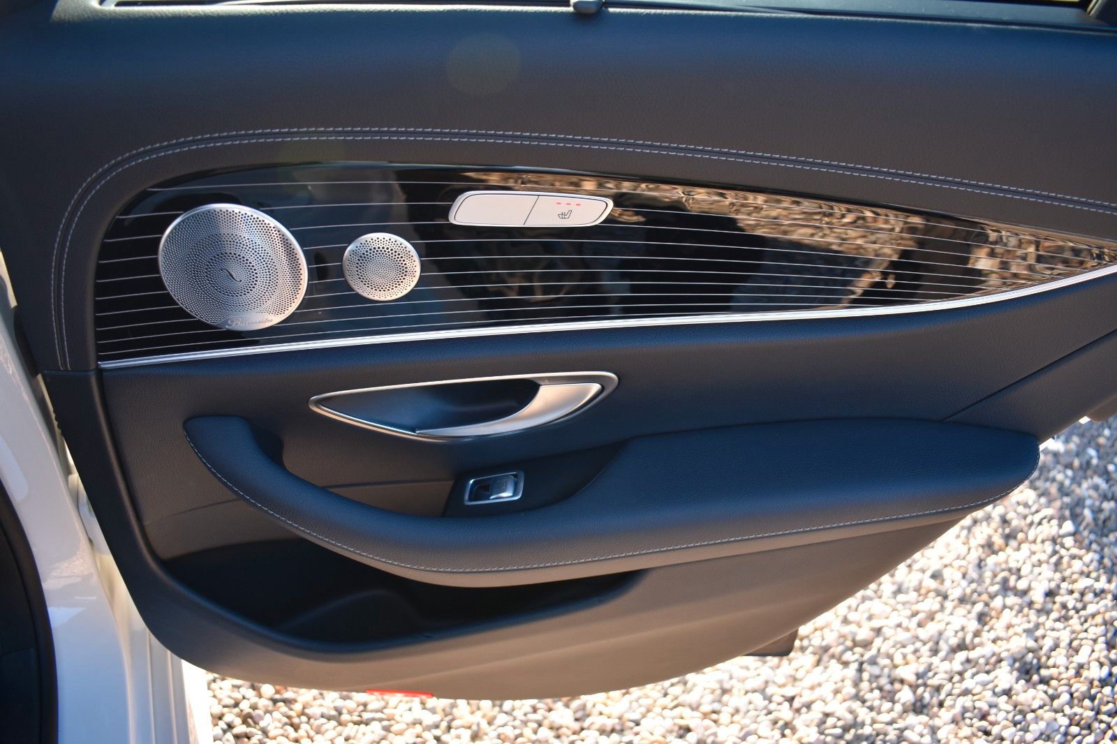 Fahrzeugabbildung Mercedes-Benz E 400d  Lim. 4Matic designo Multibeam AMG Line