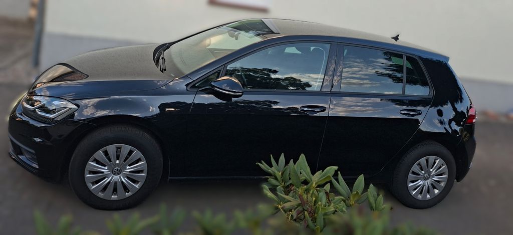 Image of Volkswagen Golf