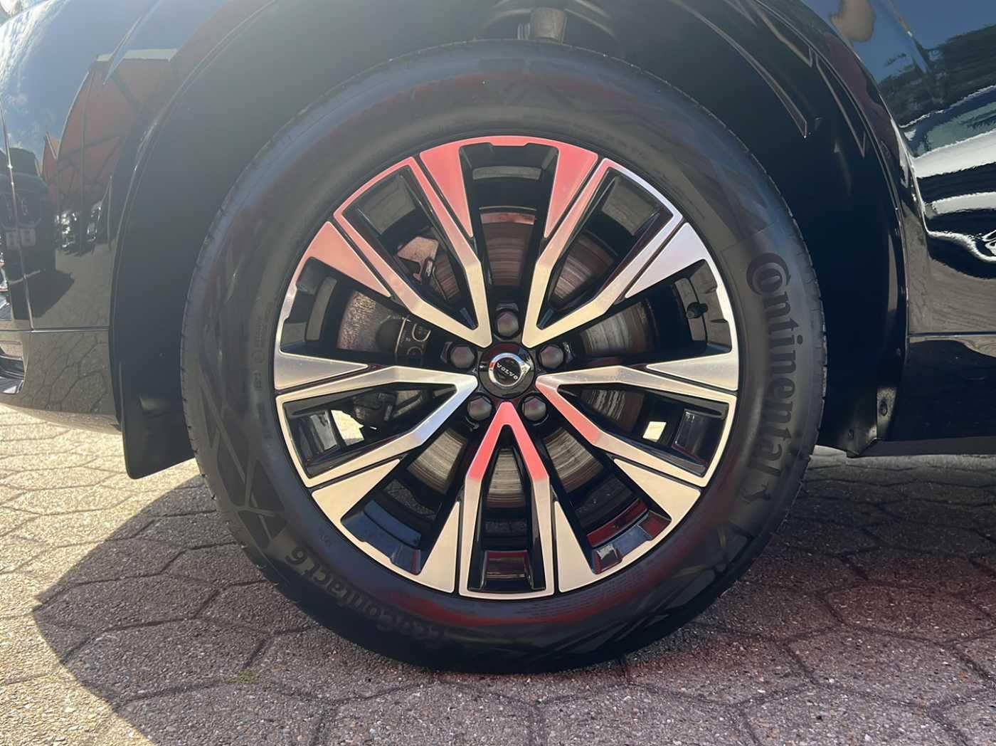 Volvo XC 60 Plus Dark 2WD