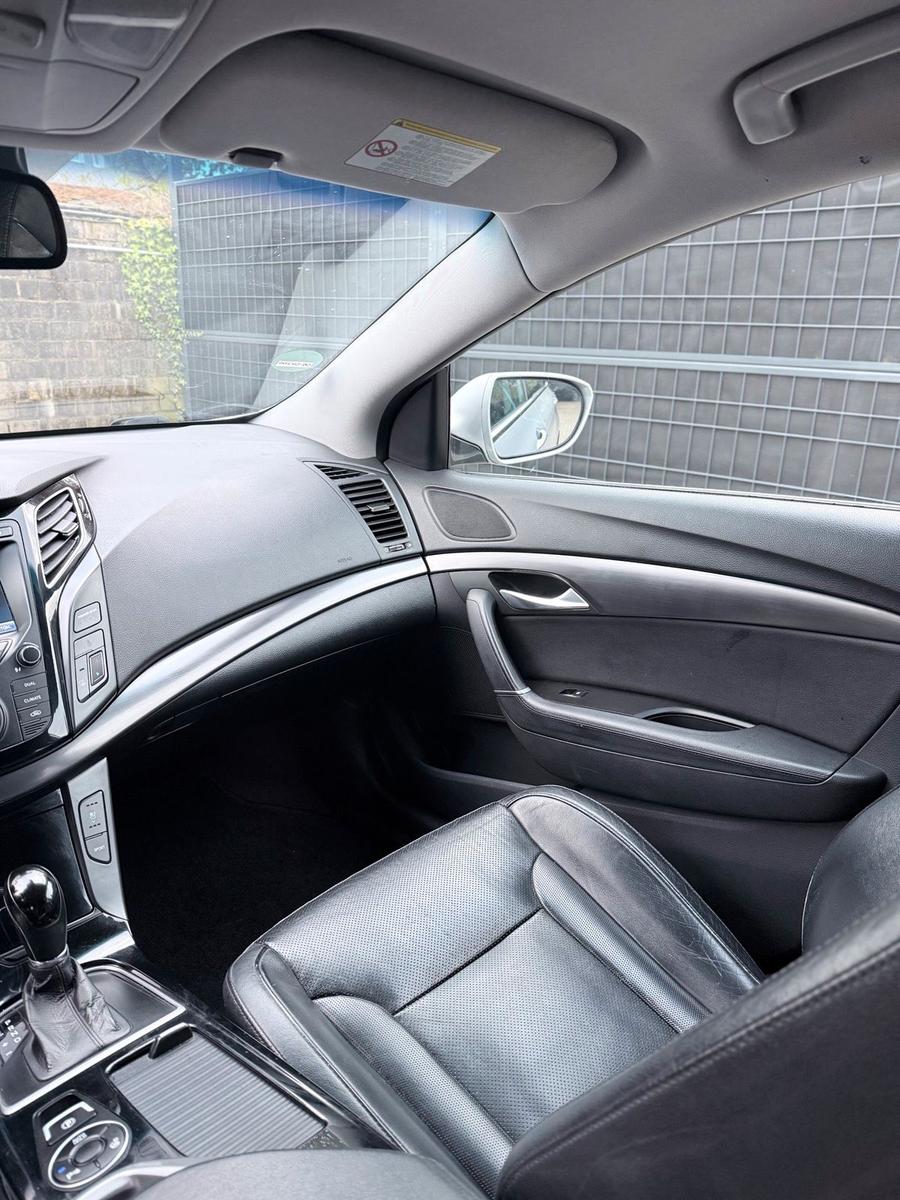 Hyundai i40 2012 — photo 14