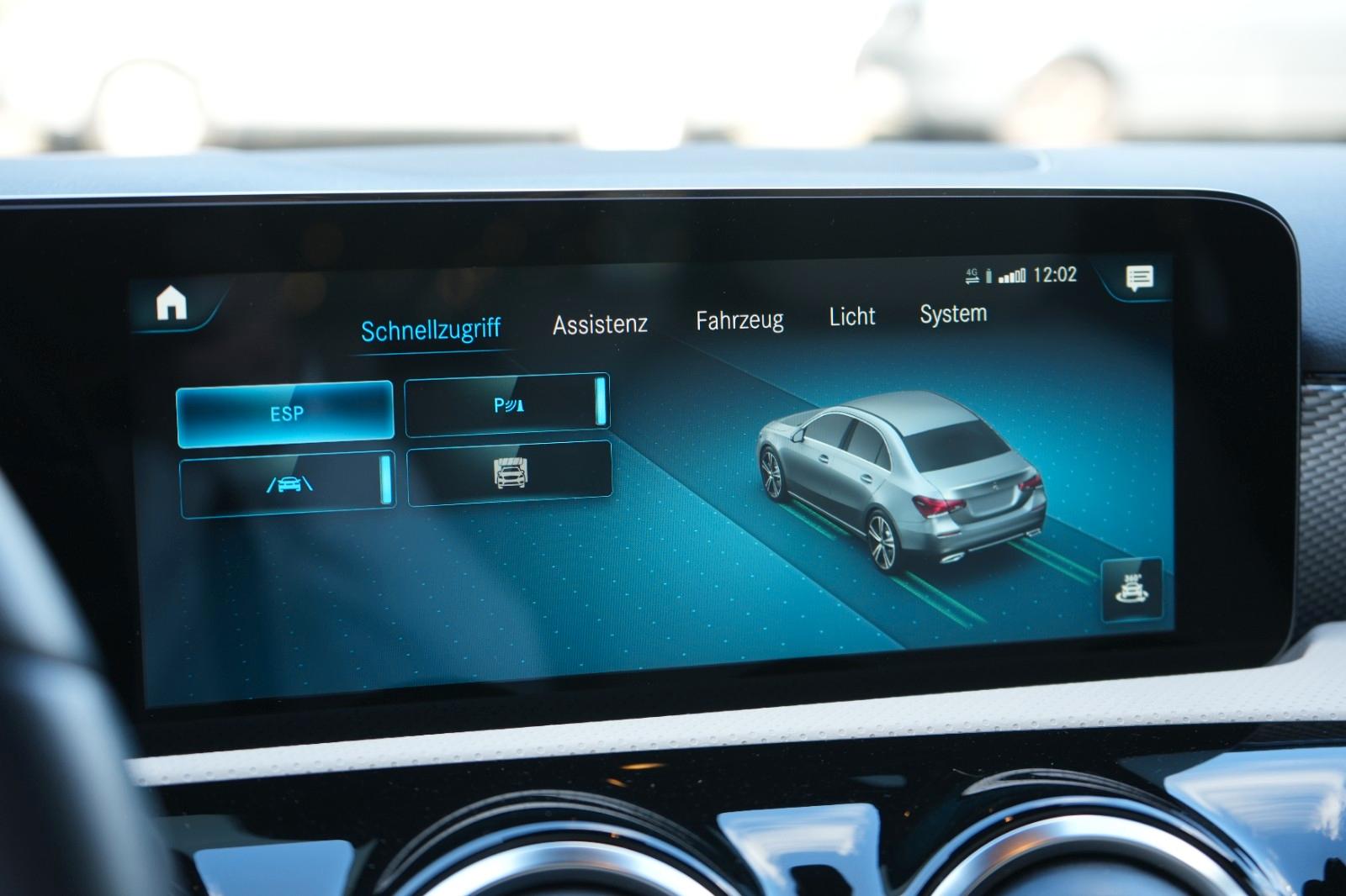 Mercedes-Benz A-Class 4Matic Lim. Progressive *LEDER BEIGE 360°*, миниатюра 18