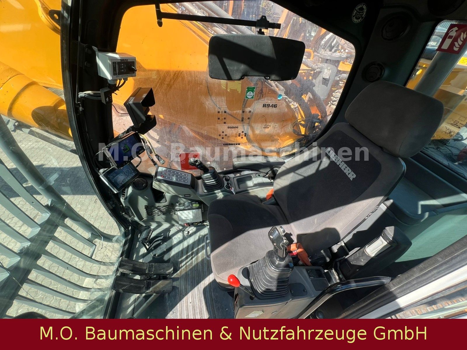 Fahrzeugabbildung Liebherr R 946 LC / Hammerline / AC / SW /