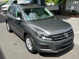 Volkswagen Tiguan Trend & Fun BMT 1.4~PANO~EU5 - VW Tiguan Gebrauchtwagen in Wiesbaden