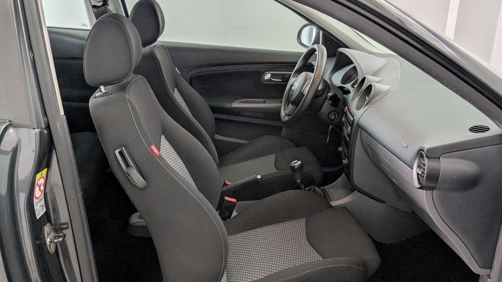 Fahrzeugabbildung SEAT Ibiza 1.4 16V * Klimaaut. * Tempomat * HU 04.27
