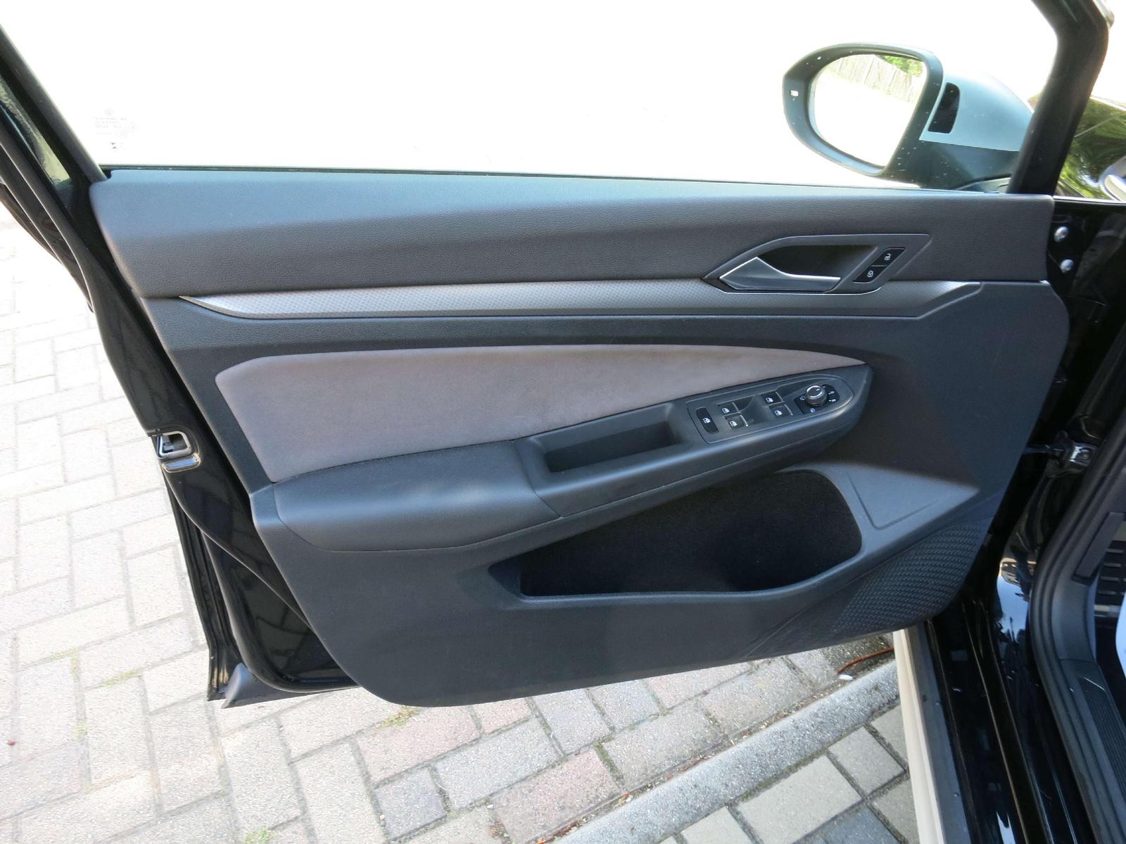 Volkswagen Golf Variant Alltrack 4Motion MATRIX LED STANDHE, миниатюра 18