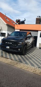 Dodge RAM - Dodge RAM mit LPG-Antrieb: Geländewagen