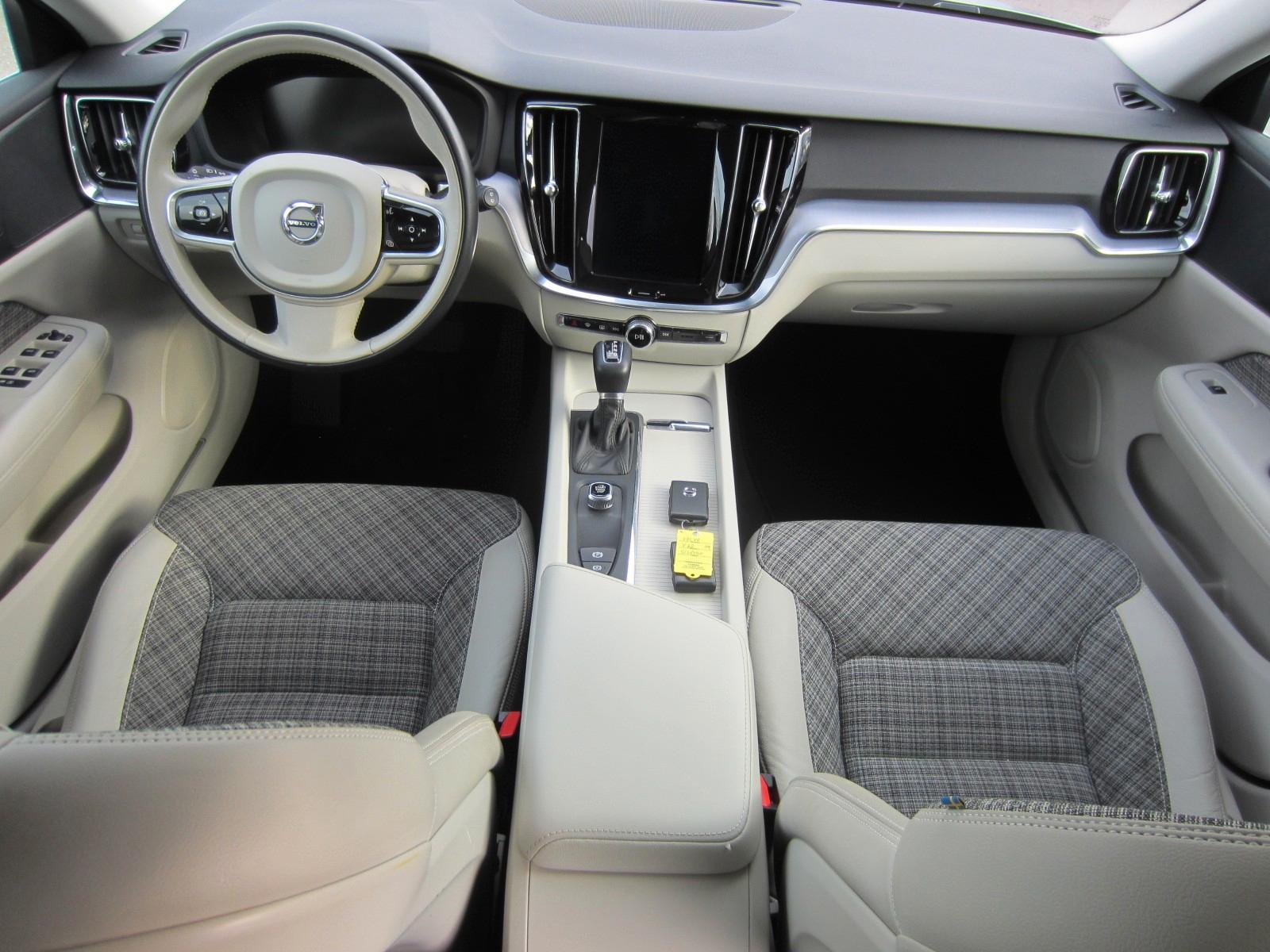 Volvo V60 D4 Momentum