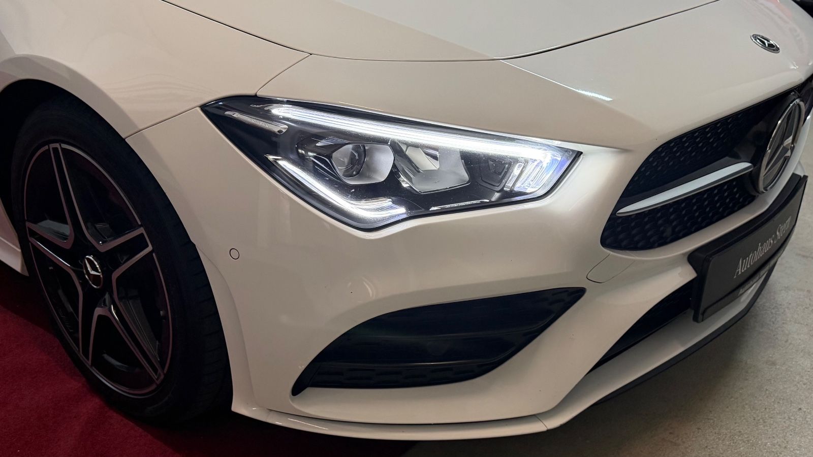 Mercedes-Benz CLA 180 Sb AMG LINE PANO WIDESCREEN AMBIENTE CRP foto 3