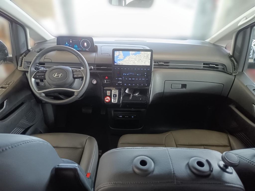 Hyundai Staria – Bild 8