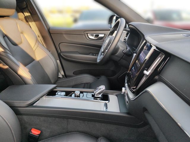 VOLVO XC 60 (Bild 25 von Array)