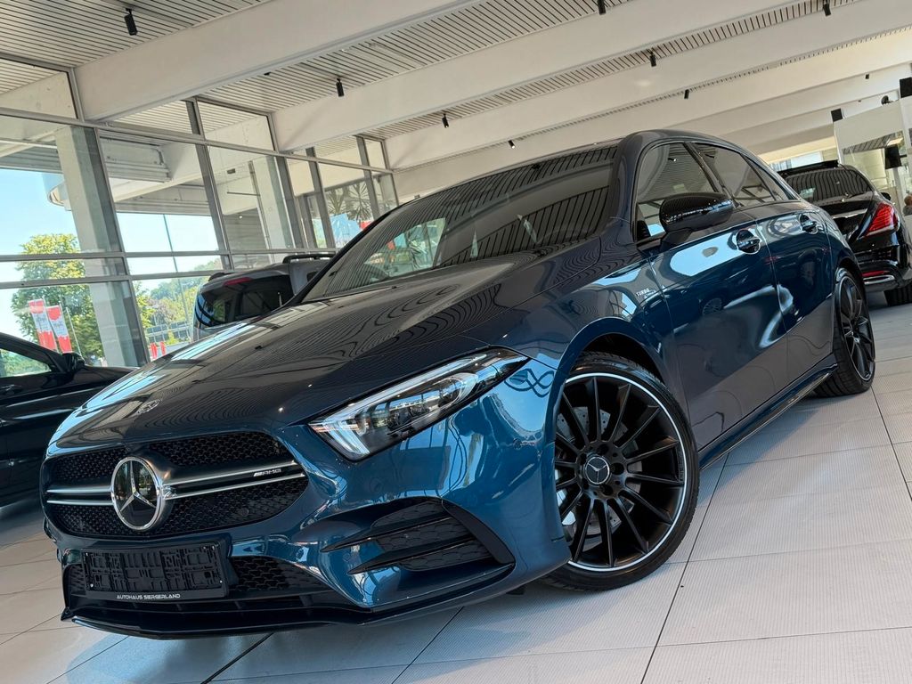 Image of Mercedes-Benz A 35 AMG