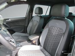 VW Tiguan 2.0 TDI R-Line 4M Matrix Nav Ahk Sport-Pa VW Tiguan 2.0 TDI R-Line 4M Matrix Nav Ahk Sport-Pa