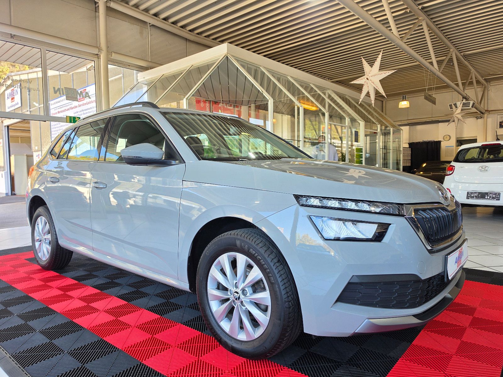 Škoda Kamiq Ambition+AHK+NAVI+ACC+LED+DAB+VIRTUAL