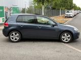 Volkswagen Golf VI Team*DYNAUDIO*PDC*Klima*Schiebedach* - Limousine bis 5.000 Euro