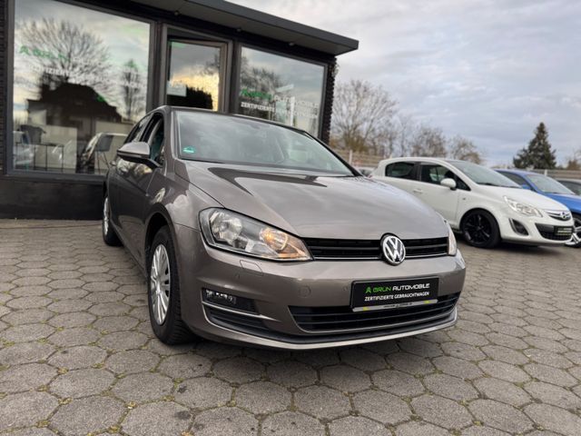 Volkswagen Golf VII Lim. Cup BMT*8Fach*PDC*SH gepflegt*SZH