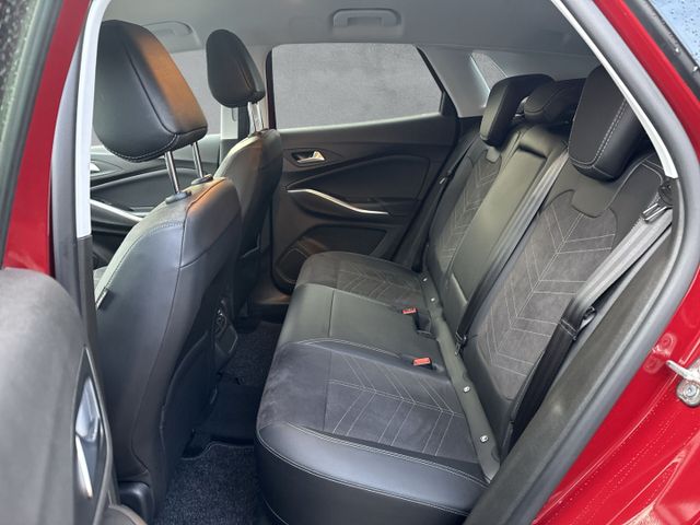 Grandland Ultimate 1.6 Turbo Plug-in-Hybrid NAVI