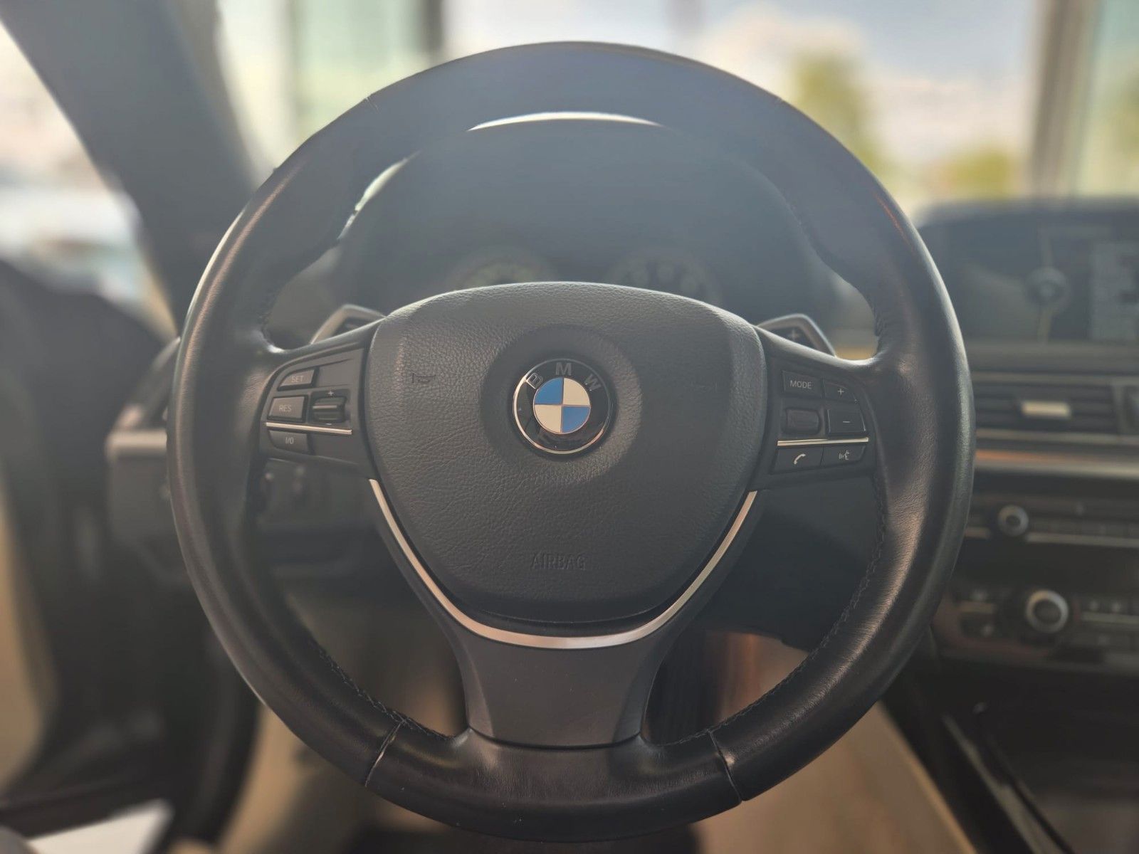 Fahrzeugabbildung BMW 650 Baureihe 6 Cabrio 650 i exclusive