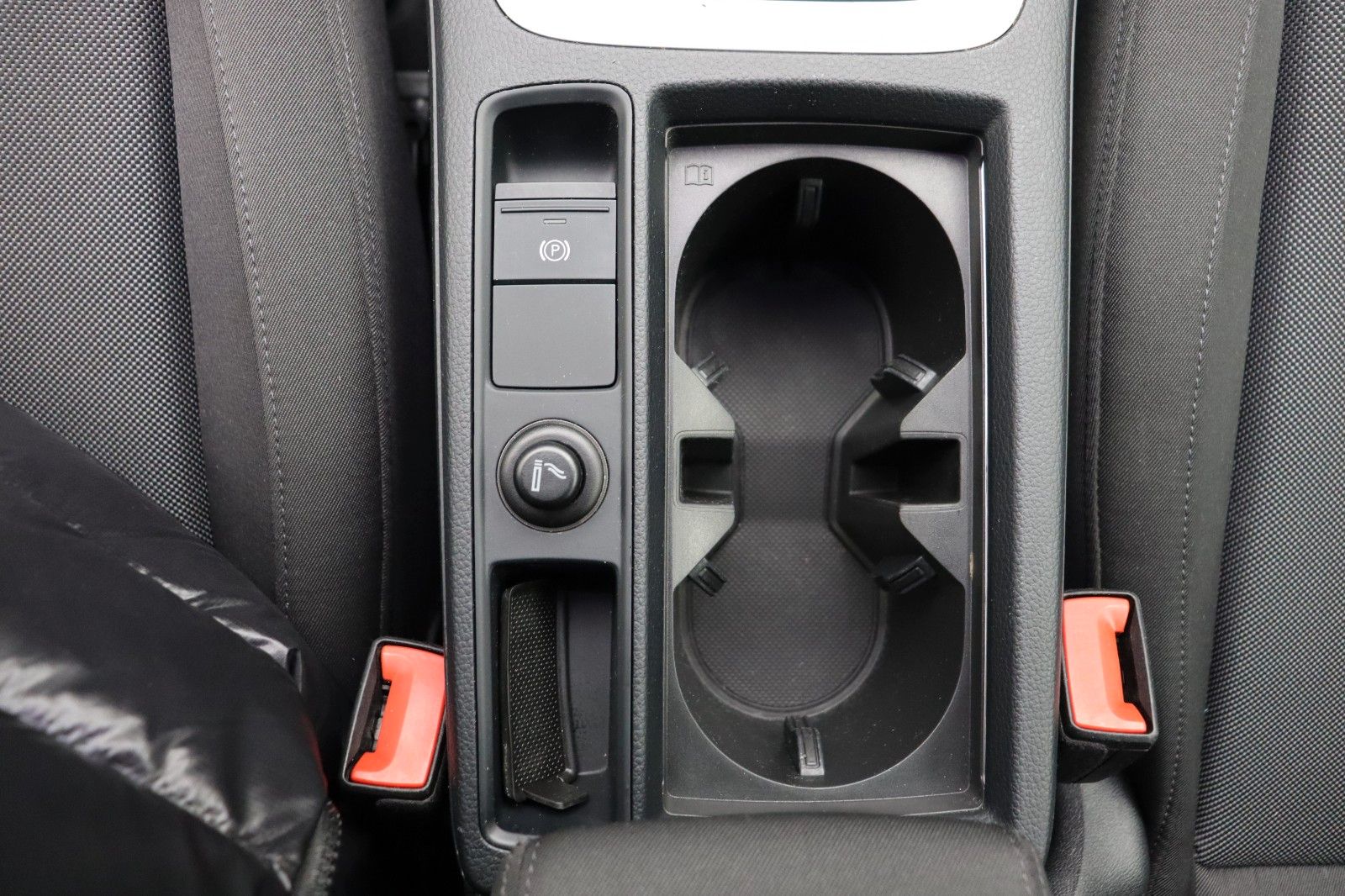 Fahrzeugabbildung Audi Q3 35 TFSI advanced