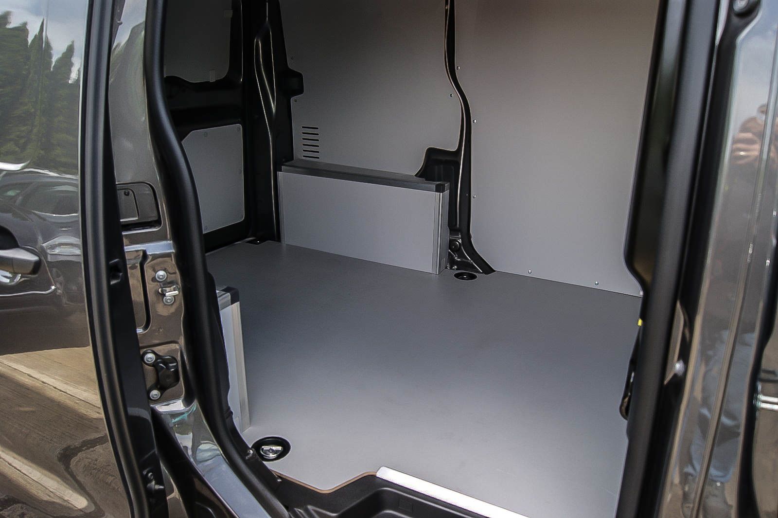 Fahrzeugabbildung Opel Vivaro Kasten 1.5d  Edition S Apple CarPlay ANHZ
