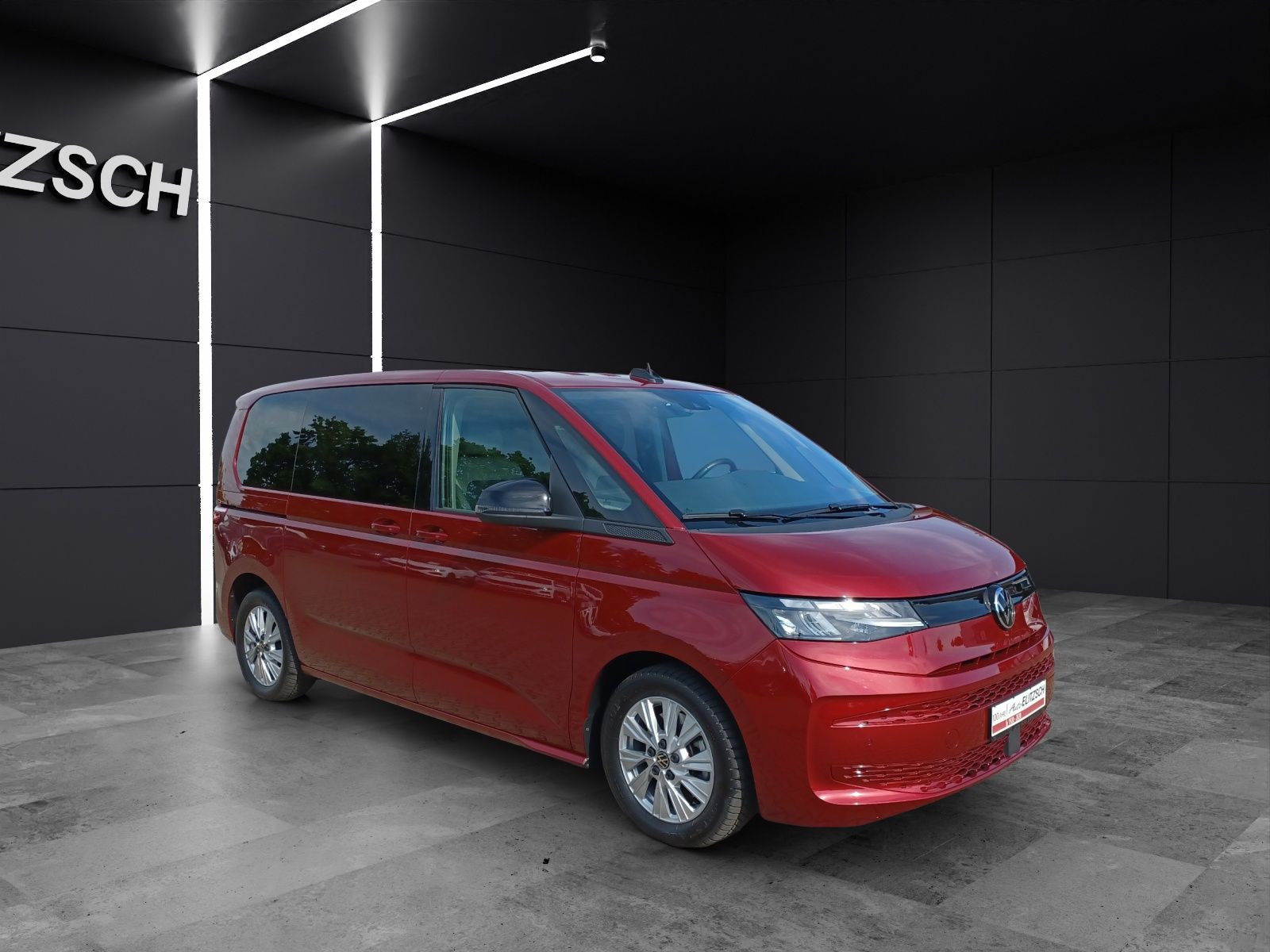 Fahrzeugabbildung Volkswagen T7 Multivan TDI DSG LED Navi AID RFK SH LM