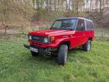 Toyota Land Cruiser HZJ73 - Toyota Land Cruiser: Geländewagen, Hzj