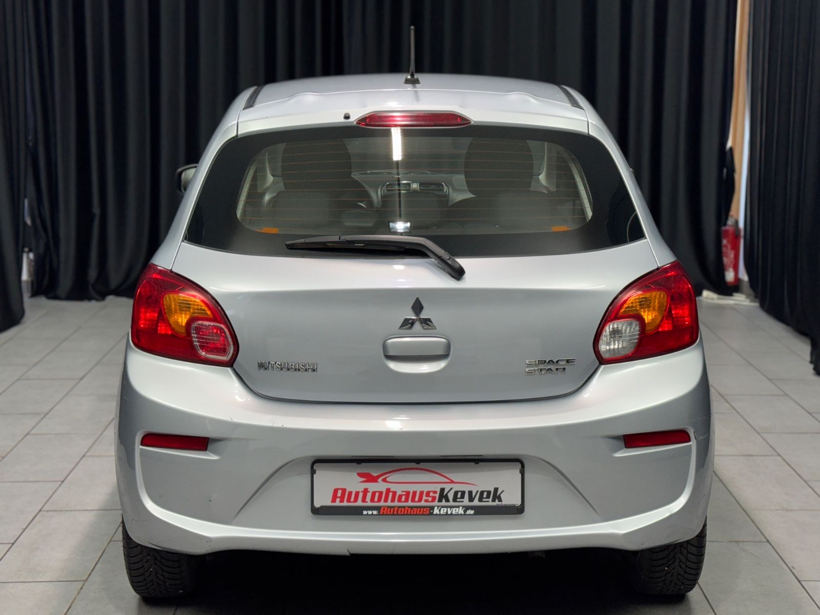 Fahrzeugabbildung Mitsubishi Space Star 1.0 MIVEC Diamant|KLIMA|8-FACH|