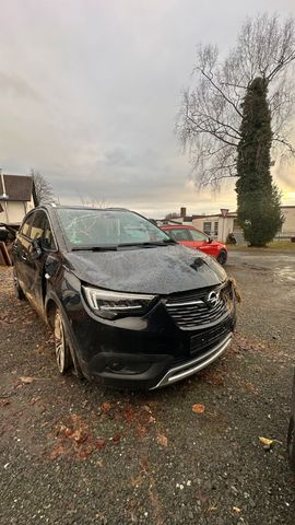 Opel Crossland (X) Motor läuft