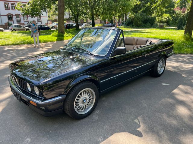 BMW 325i Cabrio Verdeck u.Lederaustattung NEU