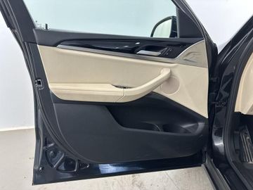BMW X4 - 11