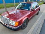 Mercedes-Benz 220 E