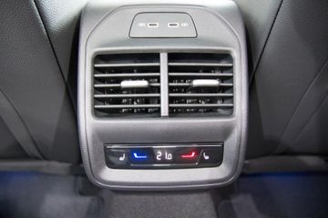 Skoda Superb Combi 2.0 TSI Sportline PANOMATRIXAHK