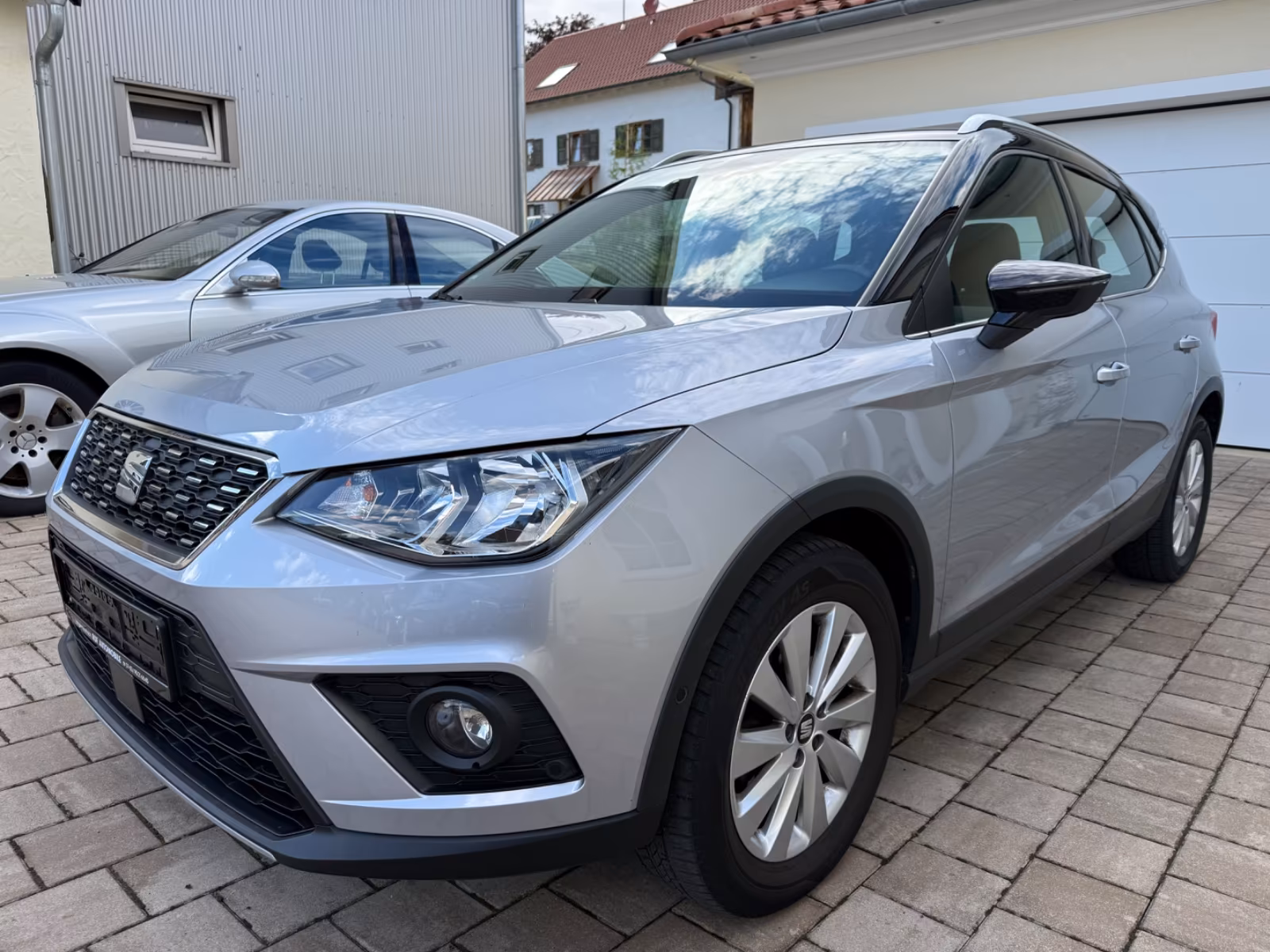 Seat Arona Xcellence Aut. Kamera Navi SHZ Klima 1Hand
