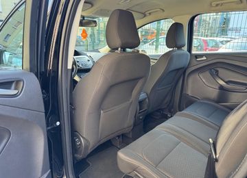 Ford Kuga - 8