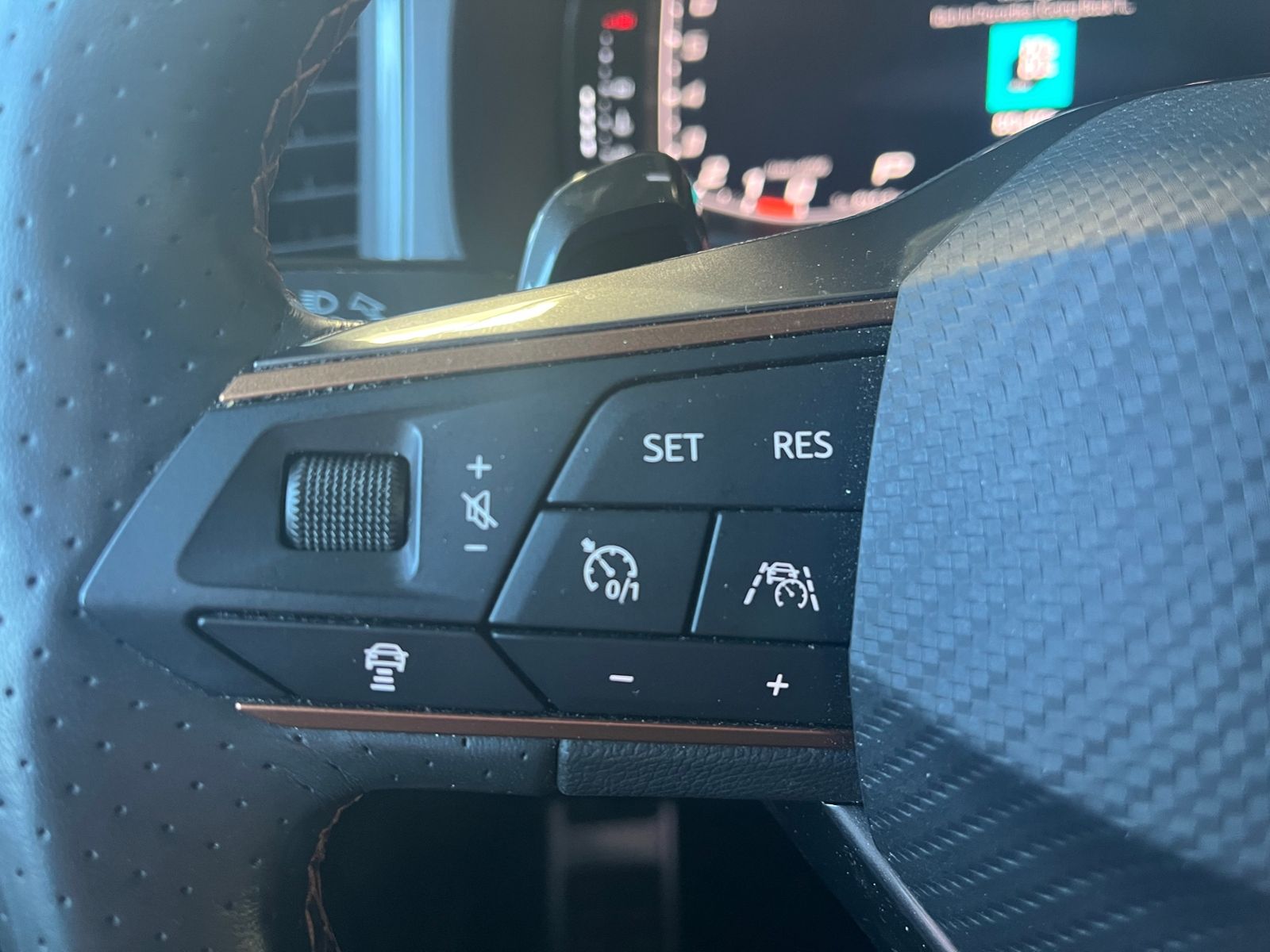 Fahrzeugabbildung CUPRA Ateca 20.TSI 4Drive AHK PANO LED NAVI 360° KAM
