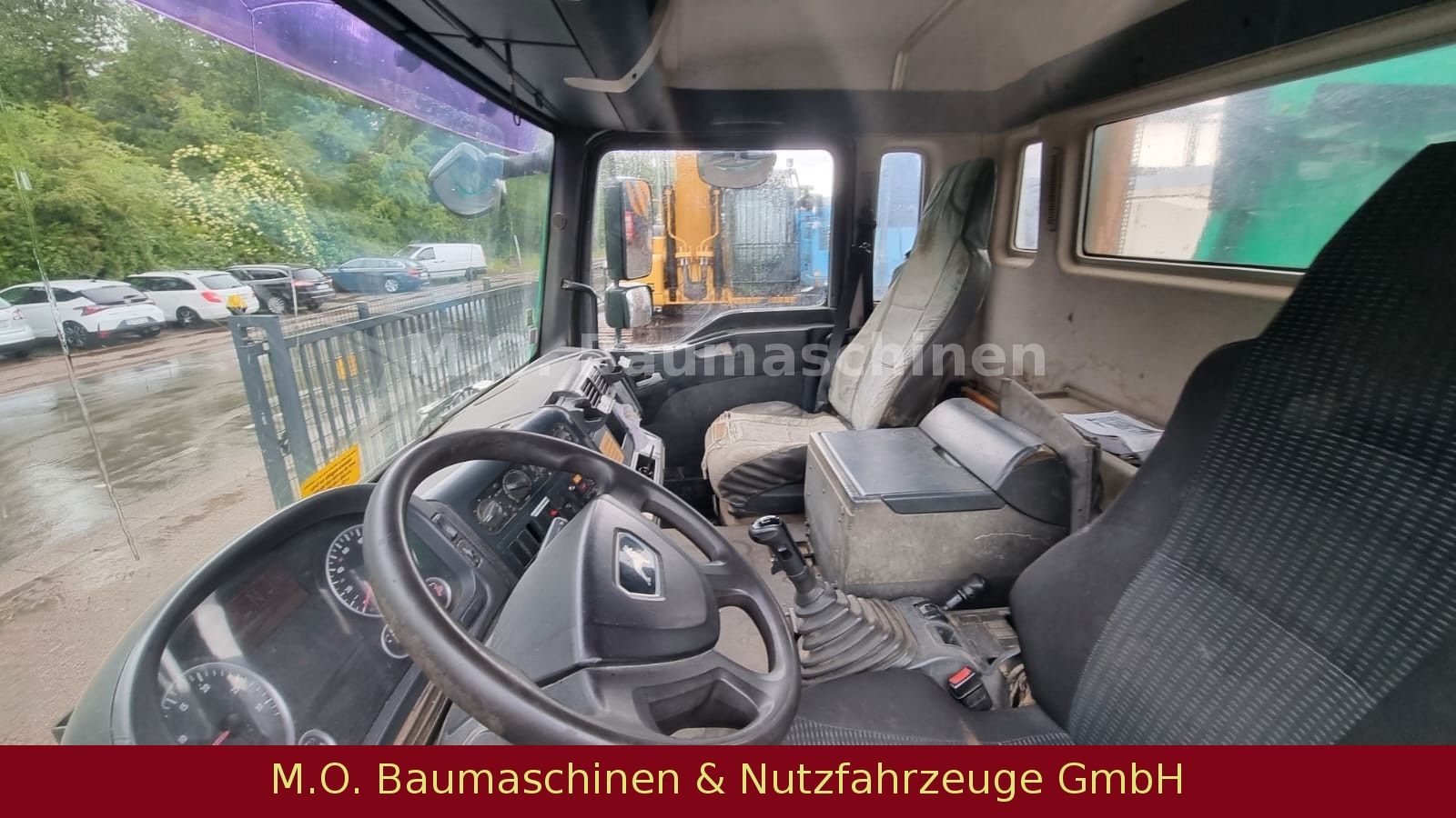 Fahrzeugabbildung MAN TGA 33.360 / 6x4 / Bordmatik /3.Seitenkipper