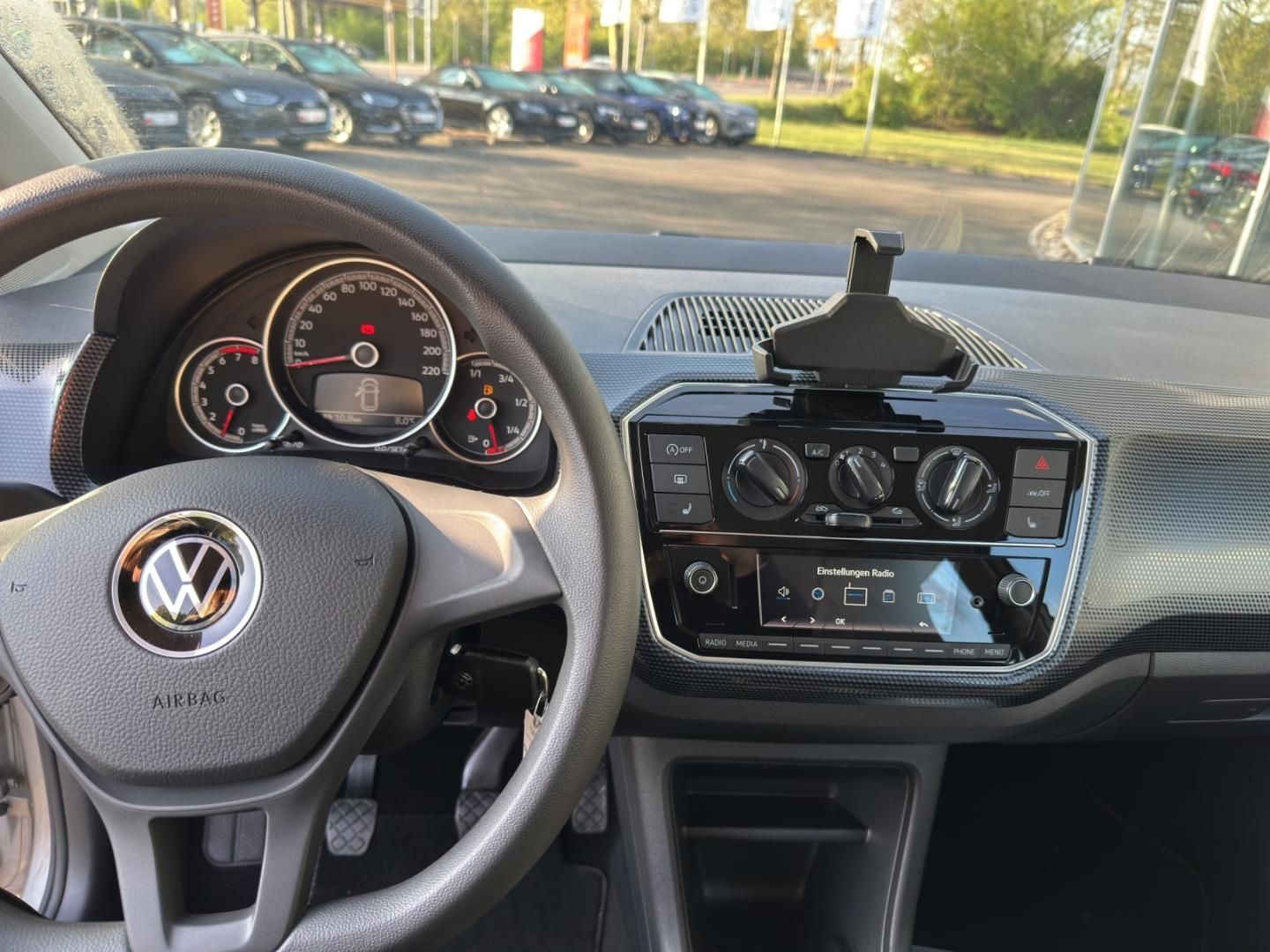 Fahrzeugabbildung Volkswagen up! move Composition Phone,SH,Klima,Maps+More Do
